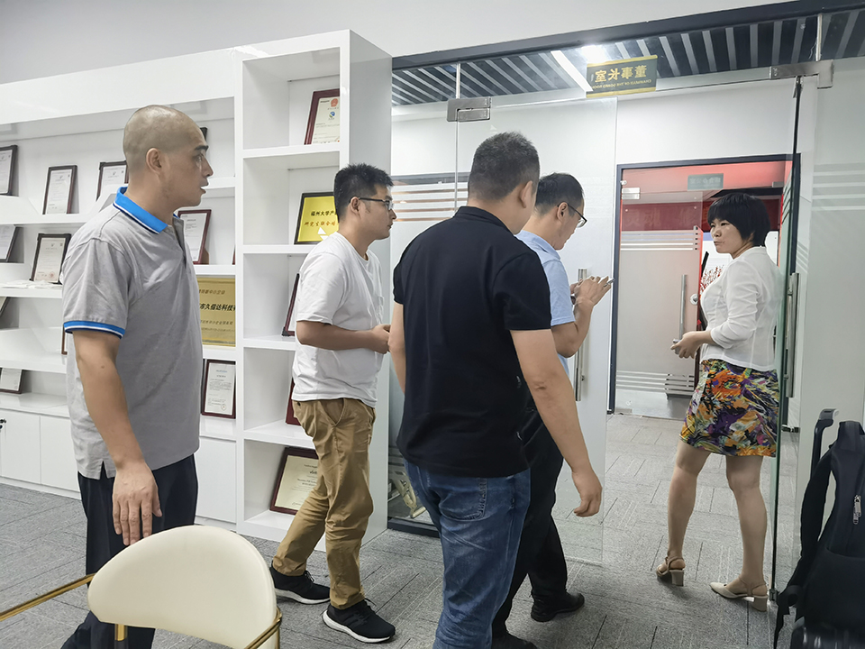 午夜精品福利网歡迎添可智能看廠，為您帶來（lái）環保包裝解決方案(圖2)